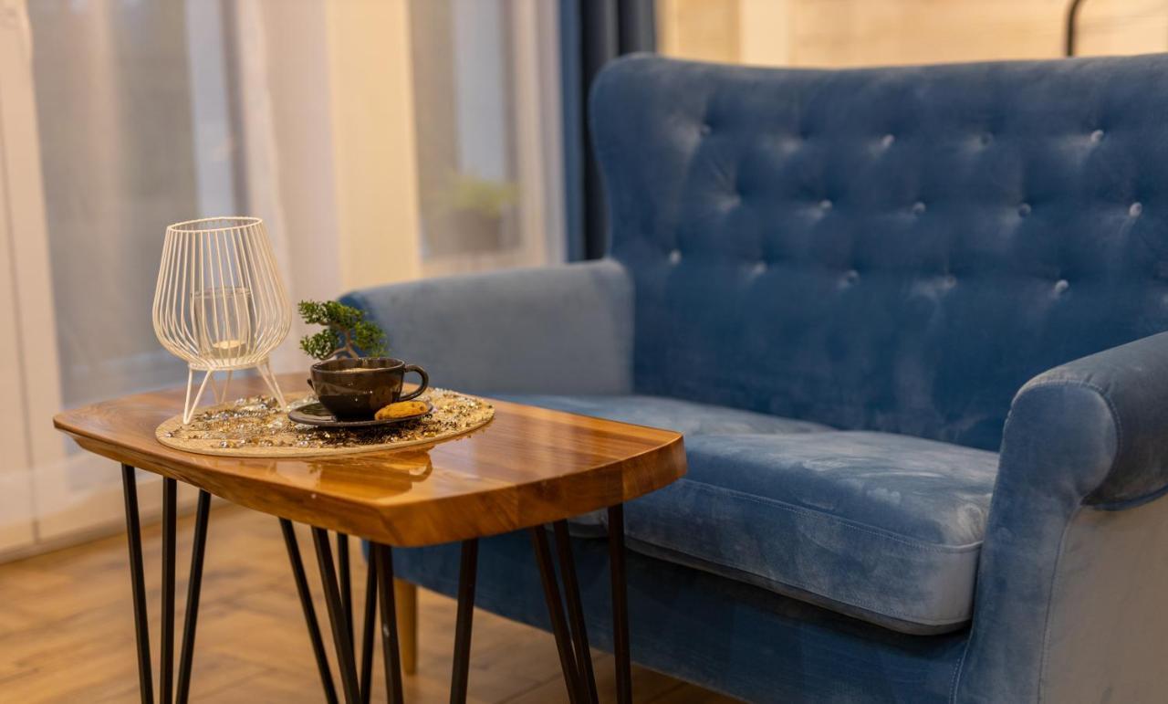 Villa Kasztelan Apartamenty 우스트르치키 돌네 외부 사진