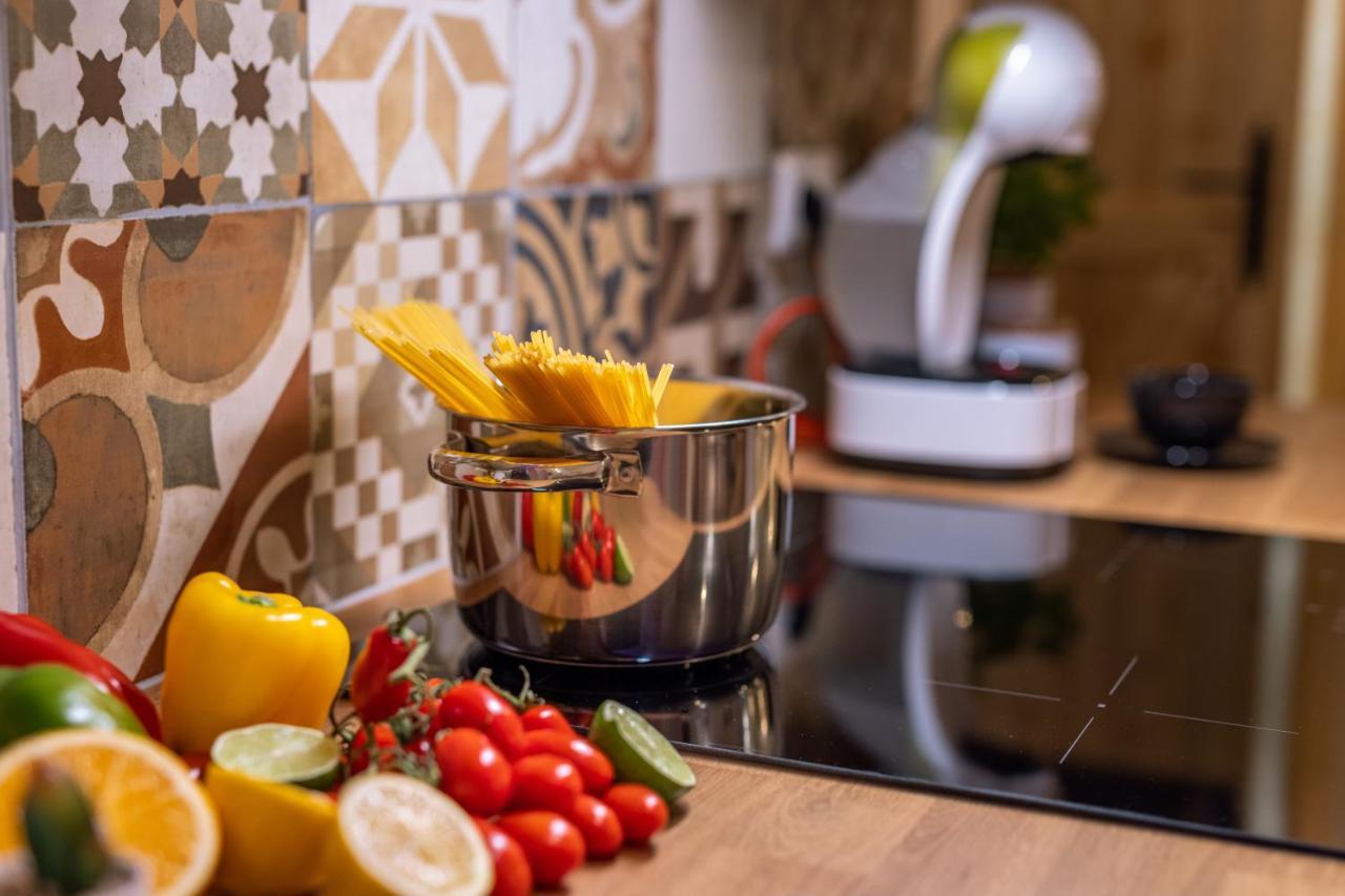 Villa Kasztelan Apartamenty 우스트르치키 돌네 외부 사진